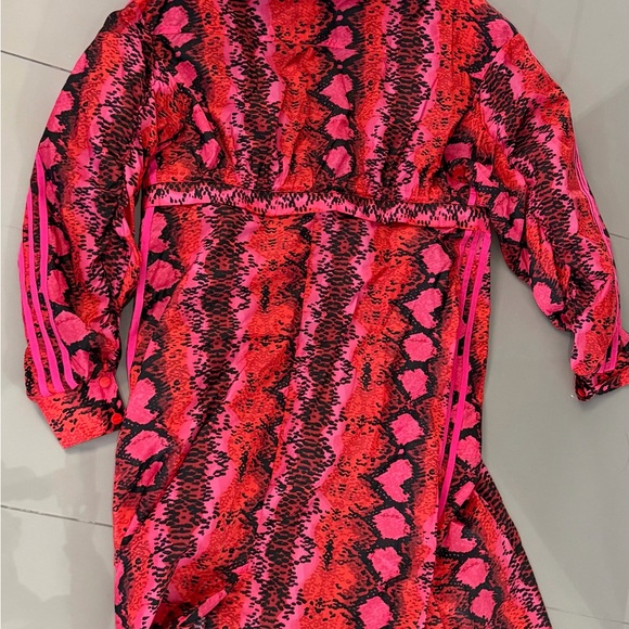 Adidas Ivy Park Red and Black Patterned Jacket - Picture 3 of 8